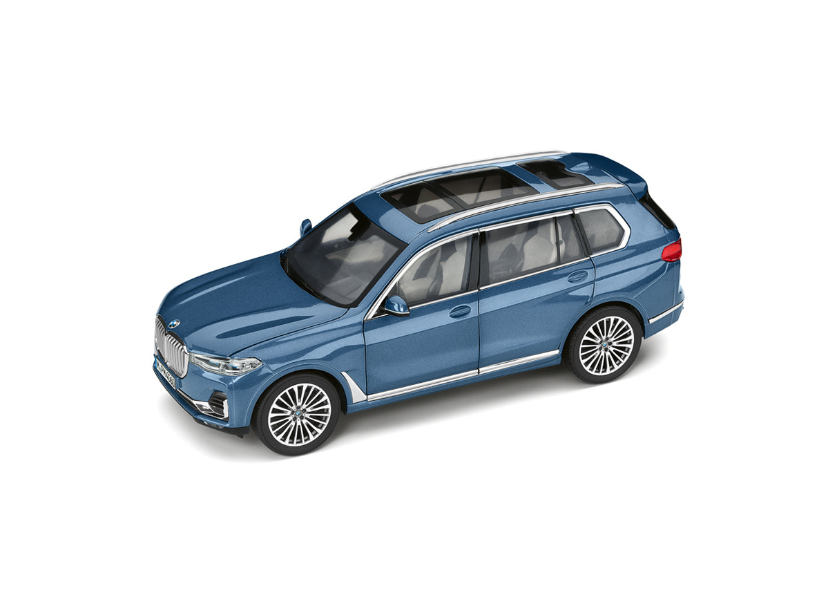 BMW miniatuur X7 1:18