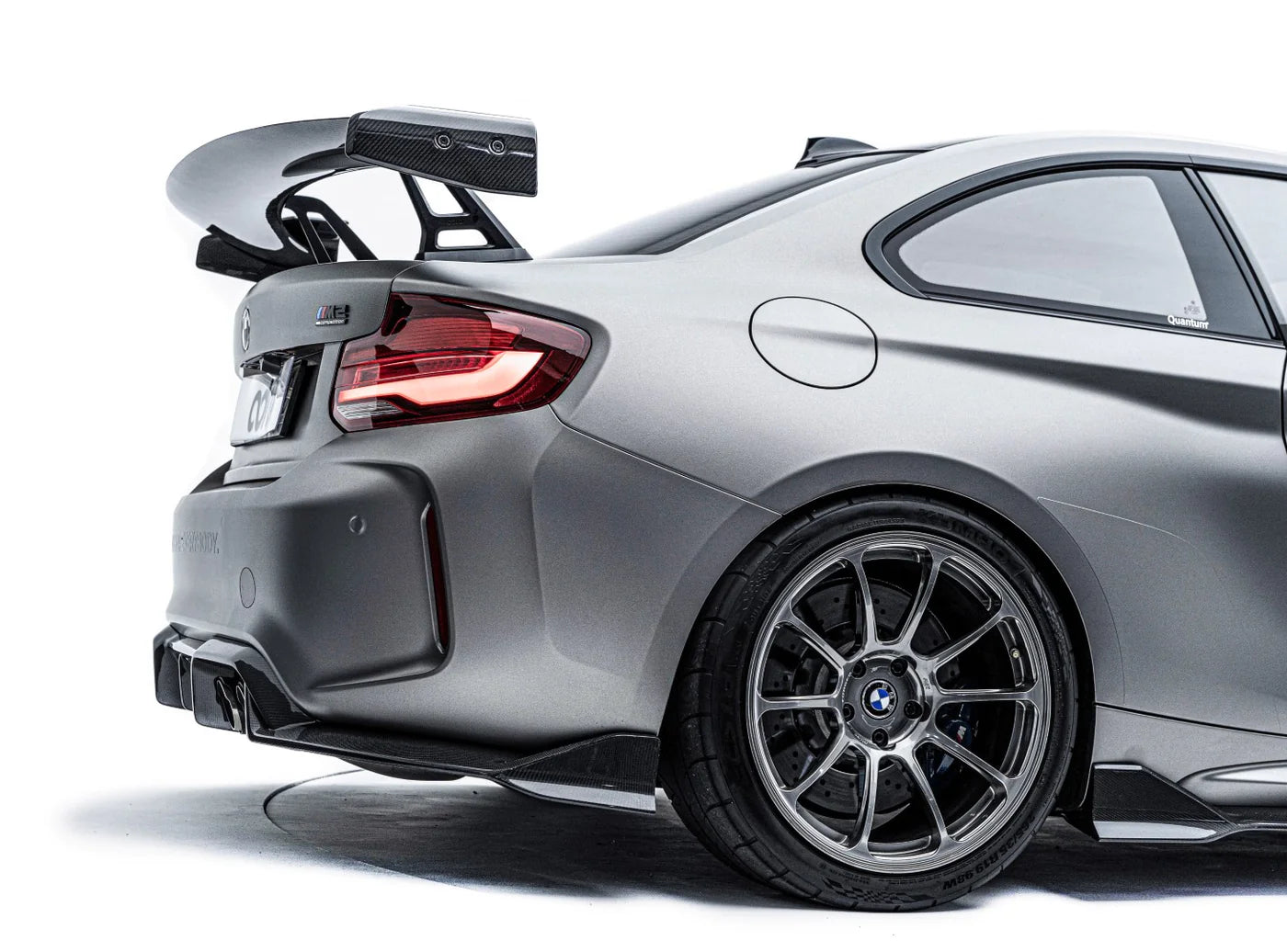 ADRO ATR-R swan neck GT-wing van carbon voor de M2