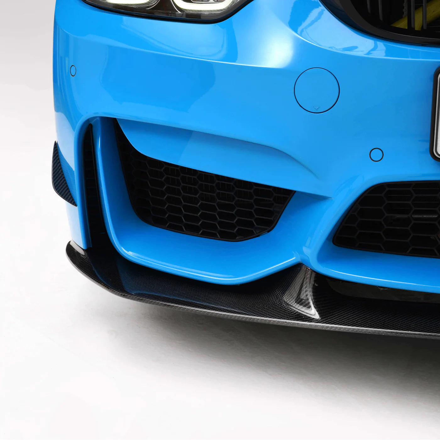 ADRO front splitter van carbon voor de M3/M4