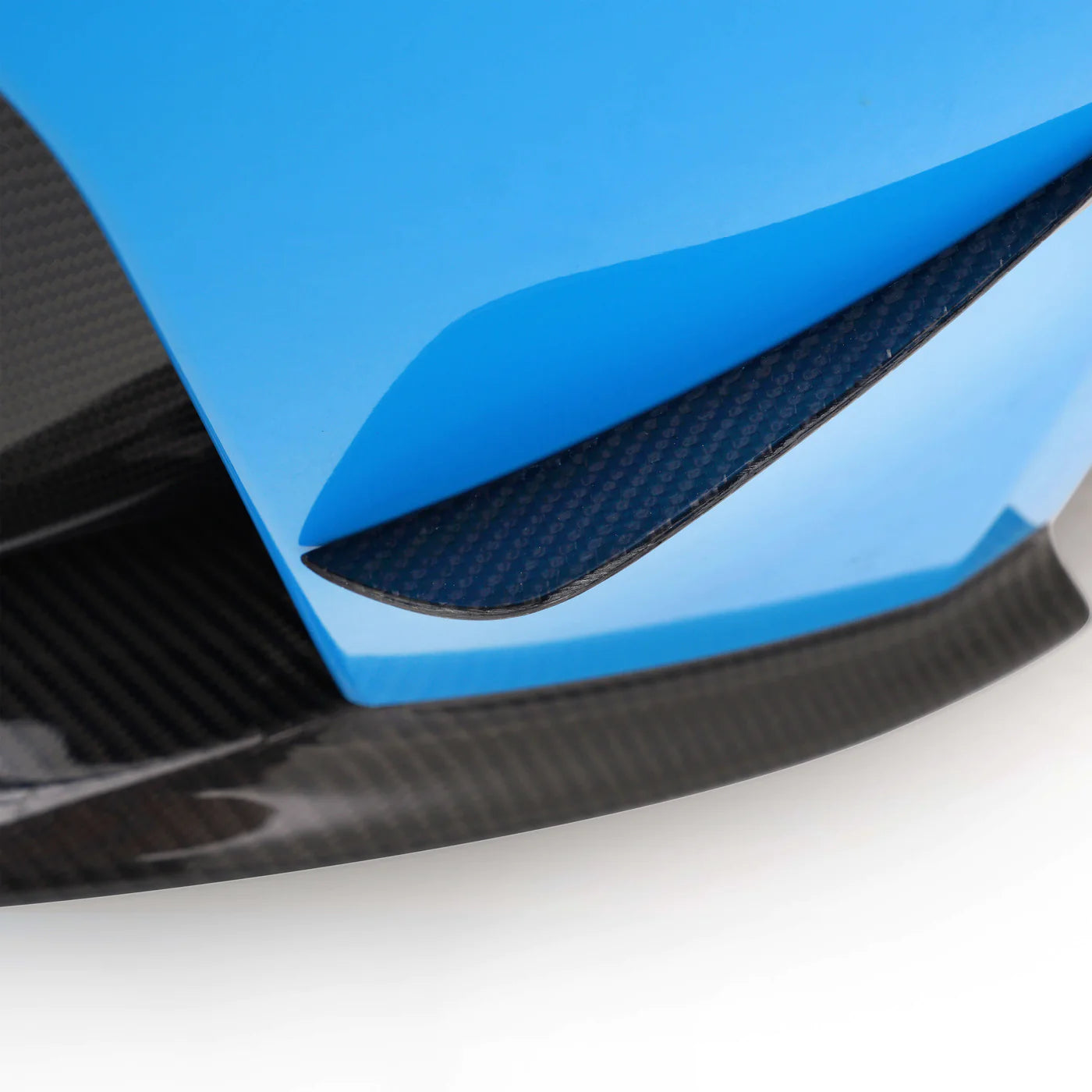 ADRO front bumper canards van carbon voor de M3/M4