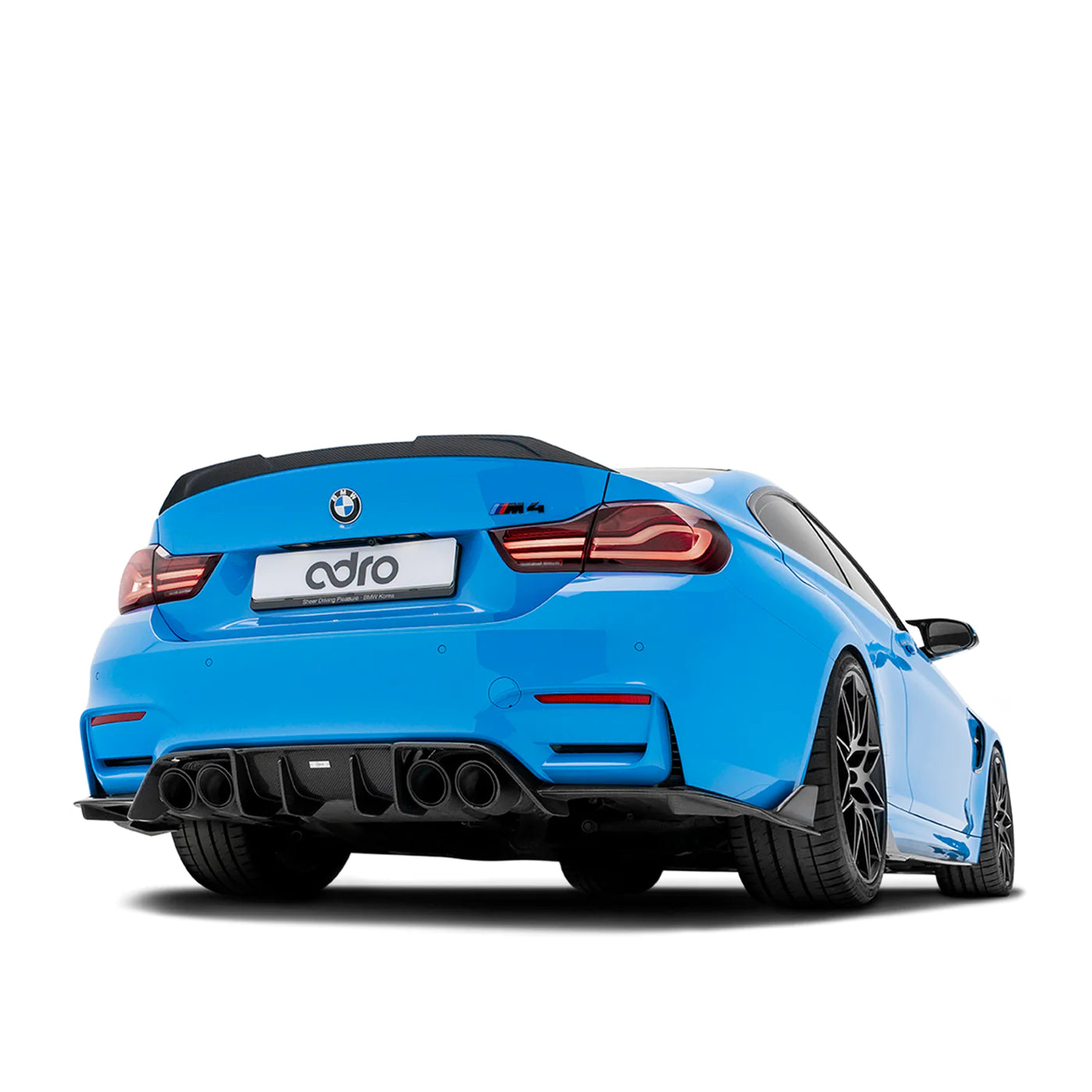 ADRO trunk spoiler van carbon voor de M4