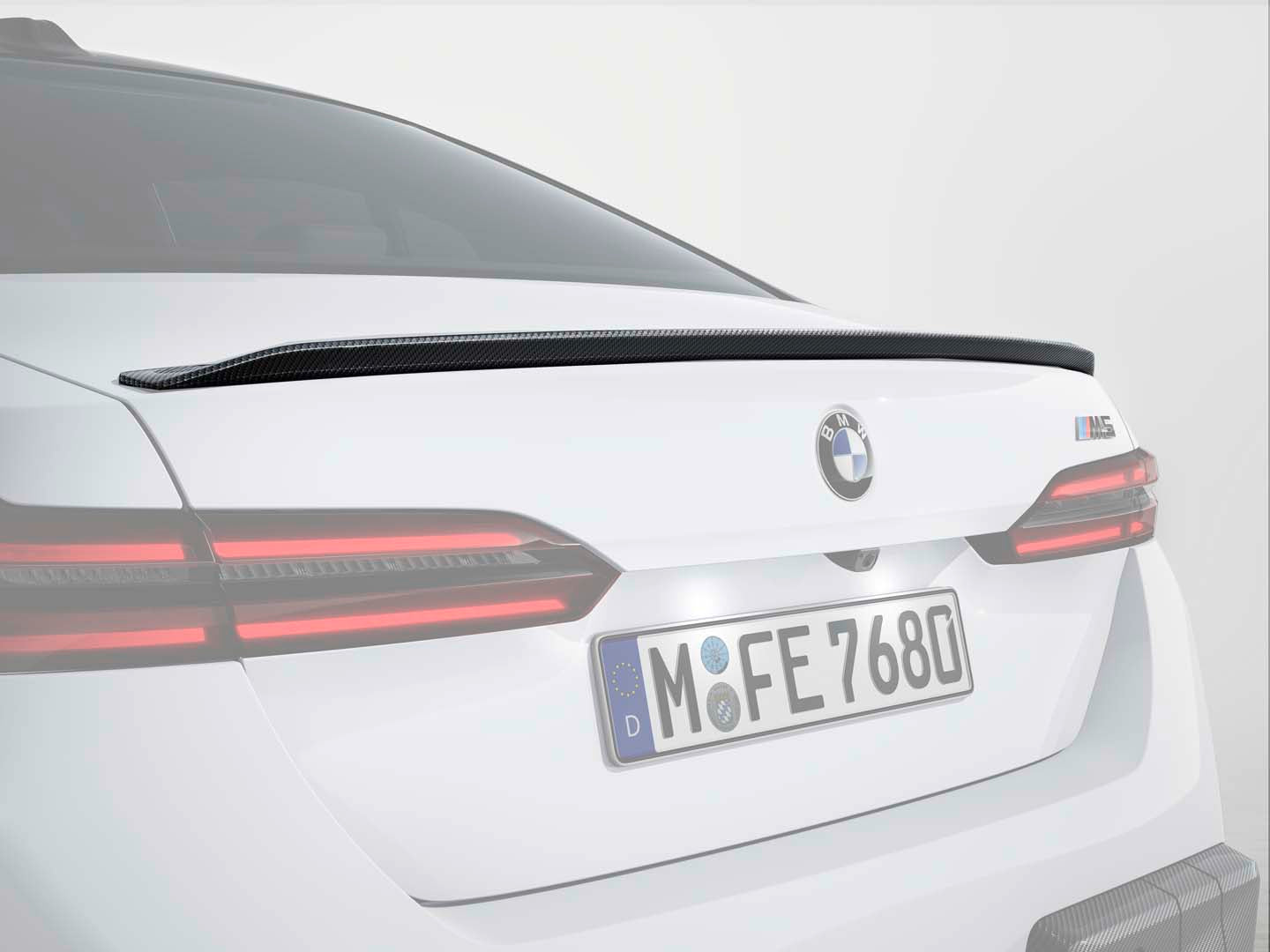 Achterspoiler M5 BMW, uitgelicht