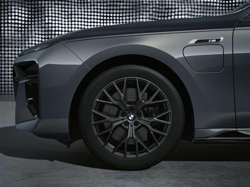 BMW M Performance 20" complete Pirelli Y-spaak velg-en zomerbanden set voor 7 Serie